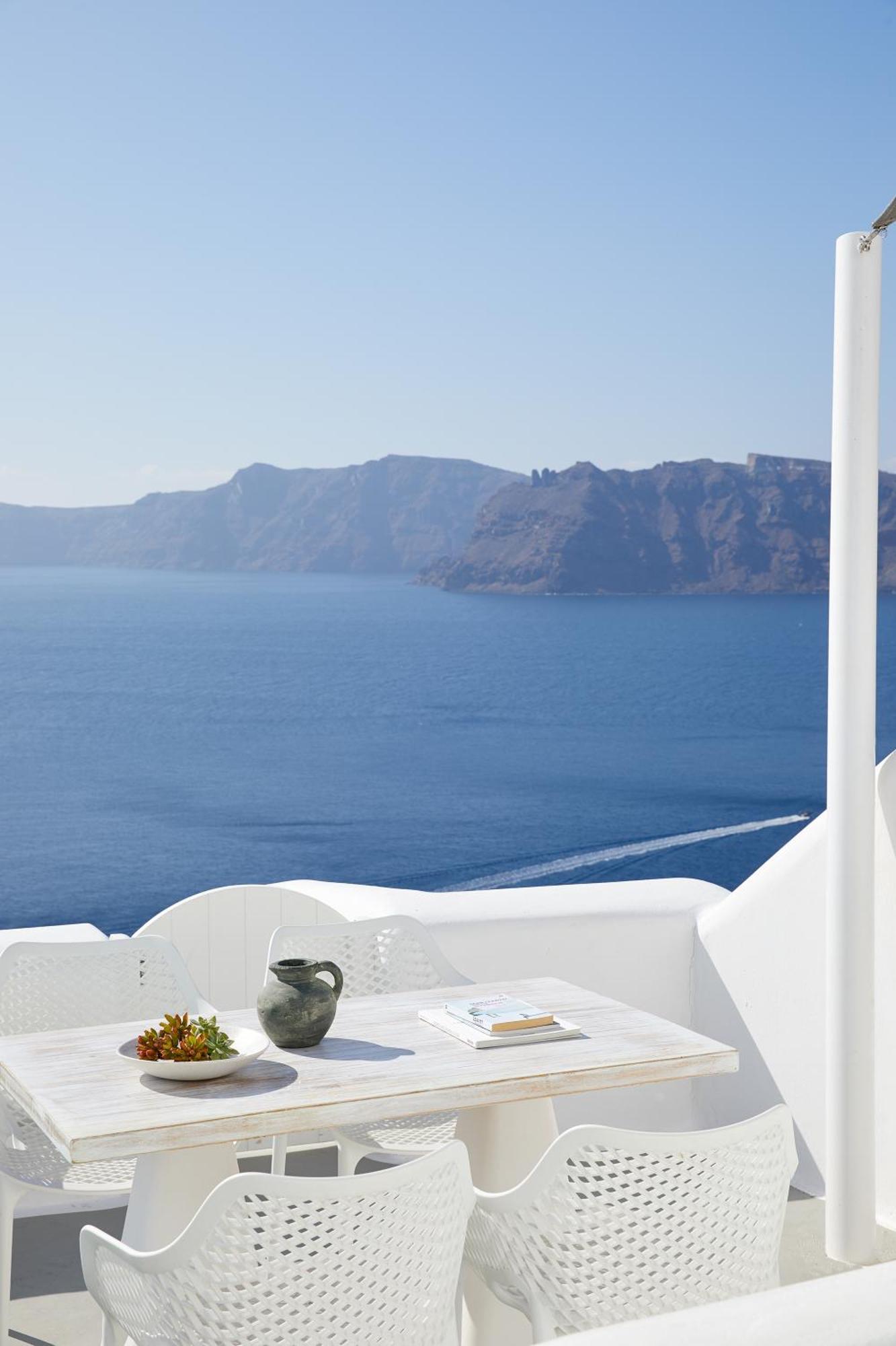 La Perla Villas And Suites - Adults Only Oia Oda fotoğraf